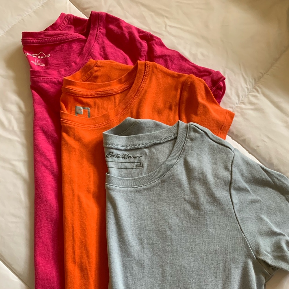 3 pack of tees!